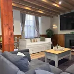 Spacious 2 Bedroom Flat Near Hyde Park By Beiroom